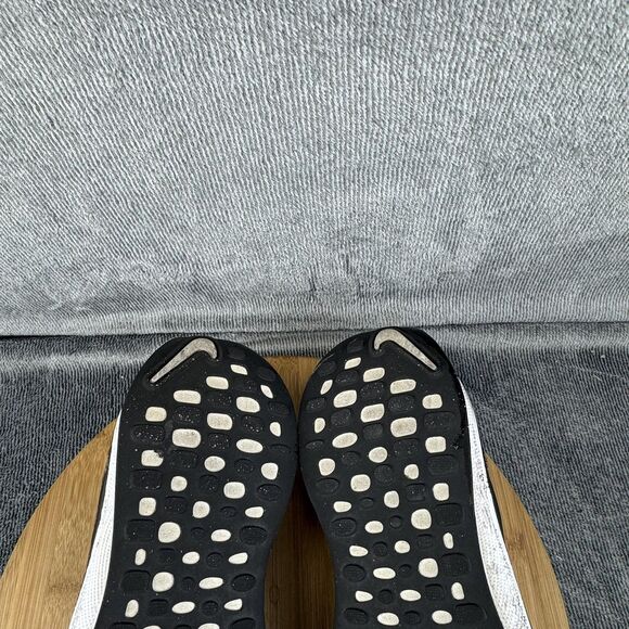 Nike InfinityRN 4 Running Shoes Womens Size 10 Black White Flyknit ReactX - Picture 8 of 9